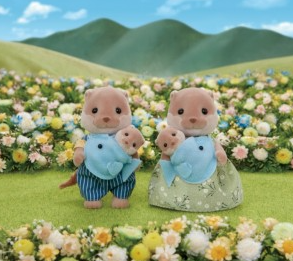 Image 2 of Splashy Otter Family - Sylvanian Families (£19.99)